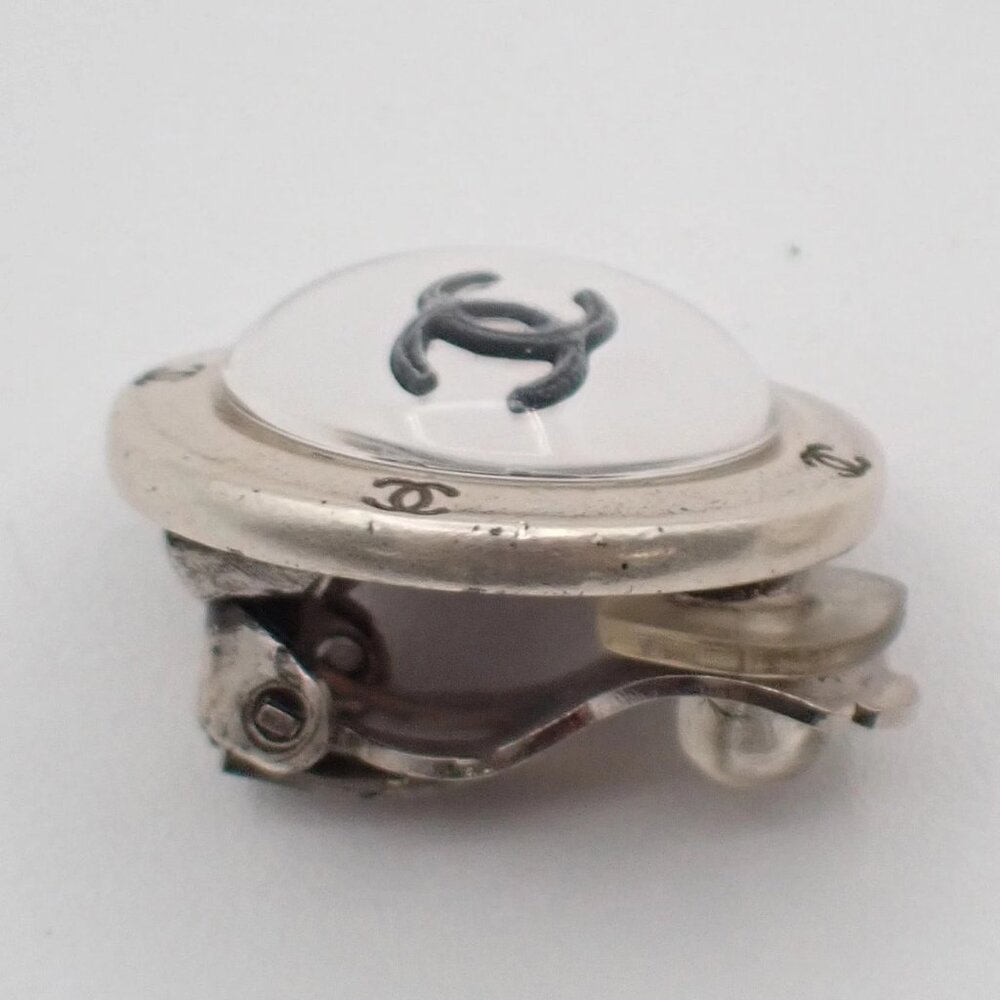 CHANEL CC Logo Round Button 99P Earrings Clip-On Clear SHW France 64RL668 - Picture 13 of 15